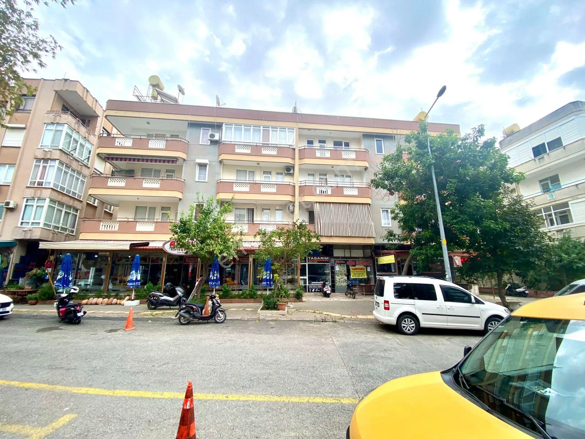 Alanya Merkezde 5+1 Ayrı Mutfaklı Satılık Dublex Daire — fotoğraf 2