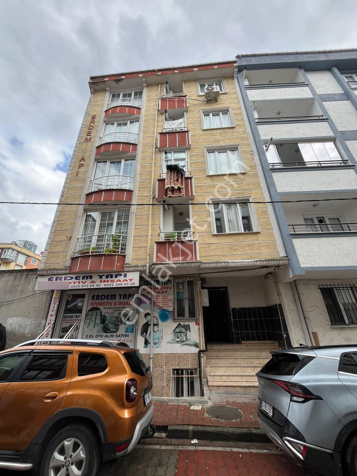 Esenyurt Meydan'da Ulaşıma Yakın Özel Bahçeli Geniş M2 Satılık Dekorlu Daire- Eminevime Uygun ! — fotoğraf 24