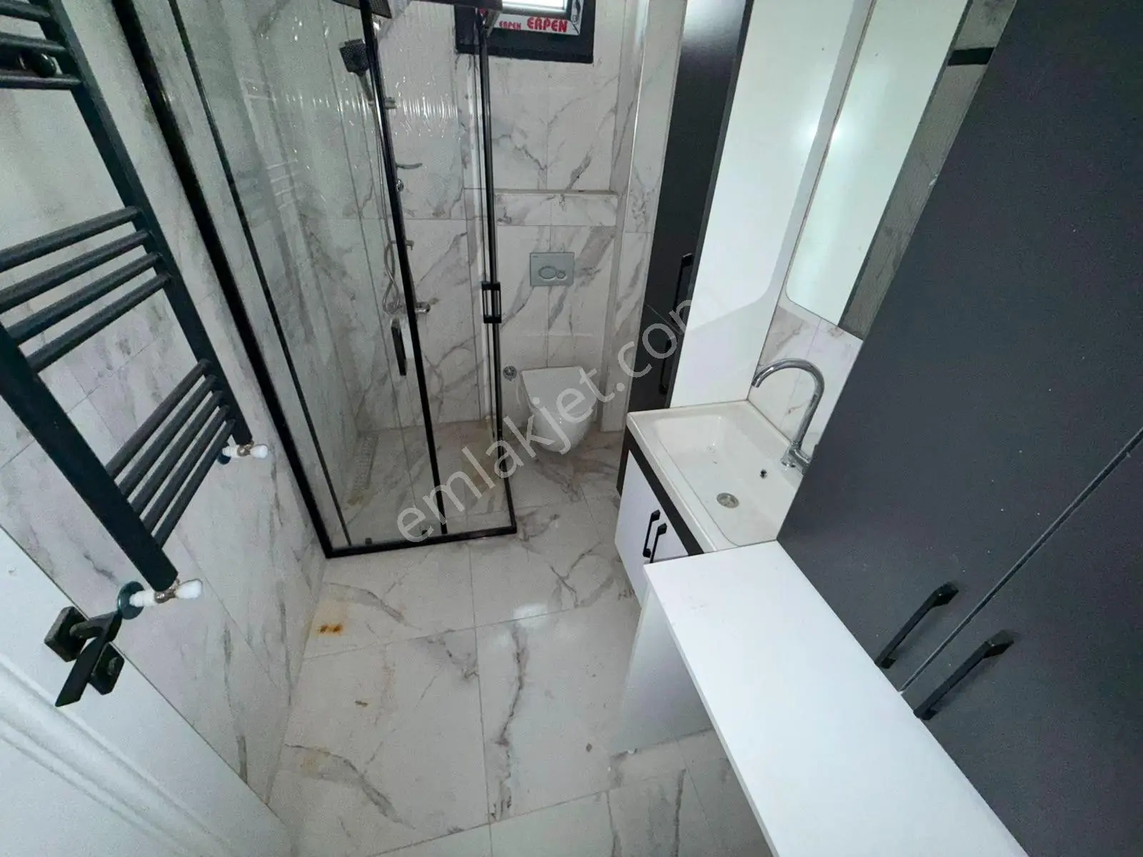 Yüksel'den Kadıköy'de Yerden Isıtma Kapalı Otoparklı 1+1 Daire — fotoğraf 13