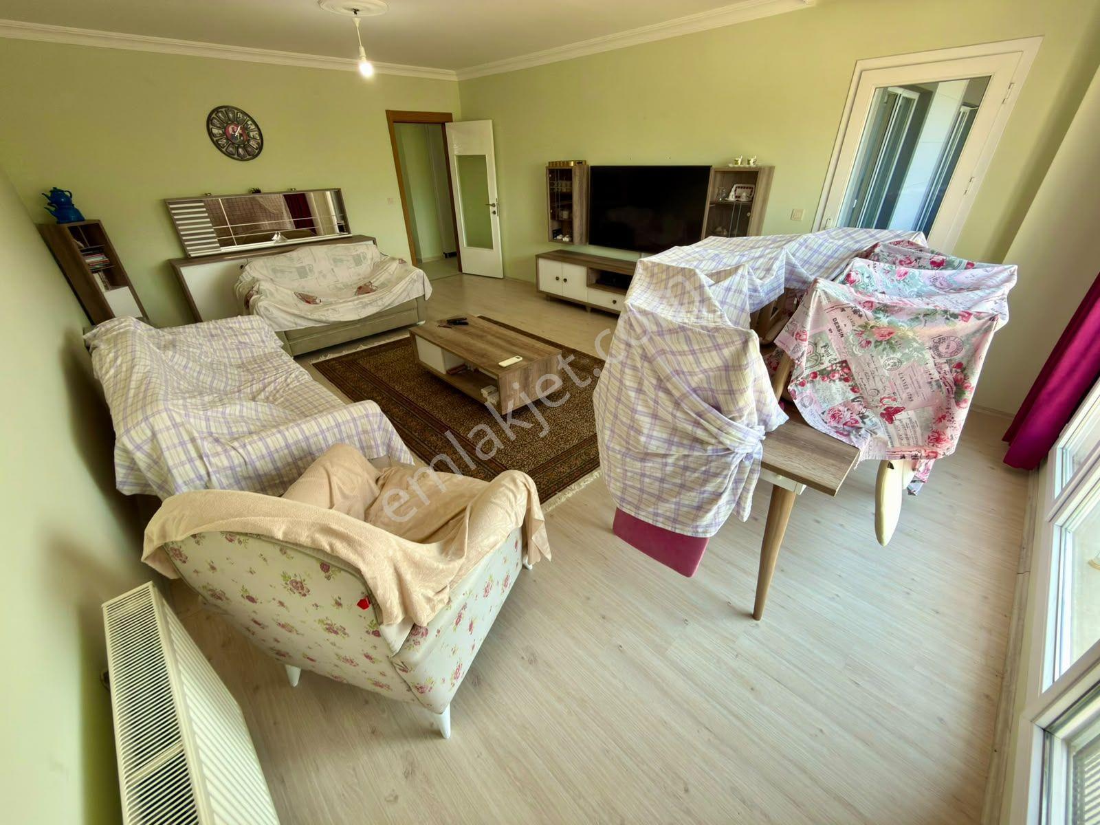 Yükselden Akçay Merkezde Kazdağları Manzaralı Cam Balkonlu 3+1 — fotoğraf 9