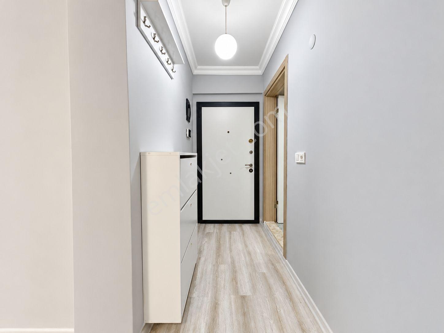Kuşadası Davutlarda Merkezi Lokasyonda 2+1 Ara Kat Satılık Daire — fotoğraf 17