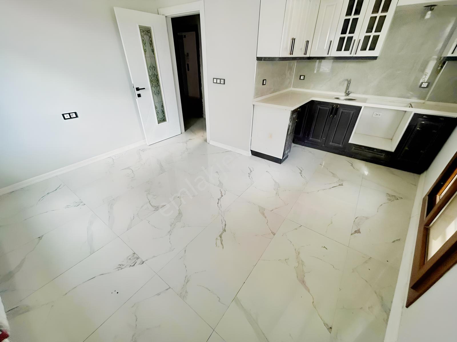 Emlak Center'dan Muradiye Mah Satılık 1+1 Sıfır Daire — fotoğraf 12