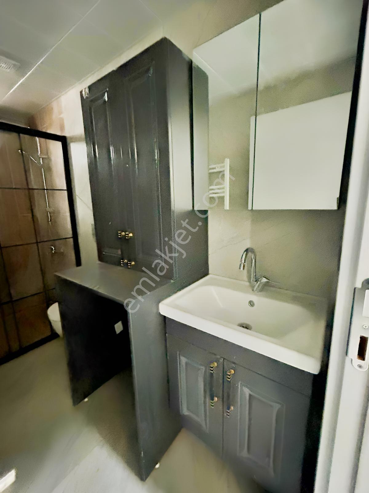 Emlak Center'dan Muradiye Mah Satılık 1+1 Sıfır Daire — fotoğraf 17