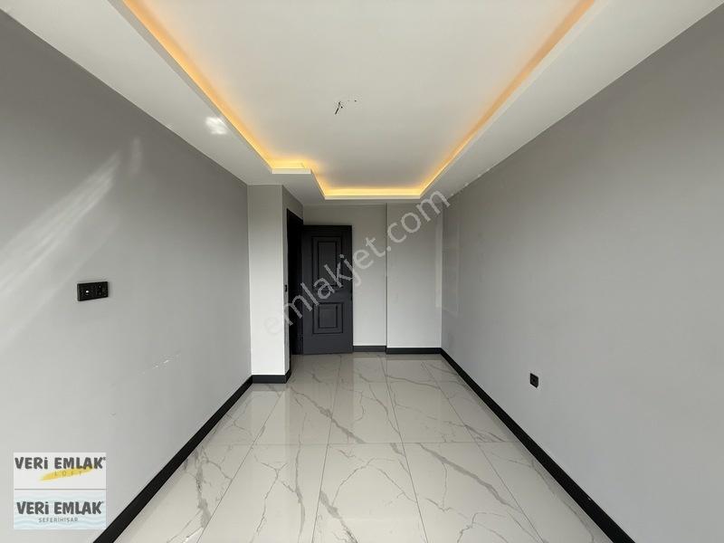 Veri'den Bahçeşehir'de Havuzlu, Köşe Konum 5+1 Satılık Villa! — fotoğraf 26
