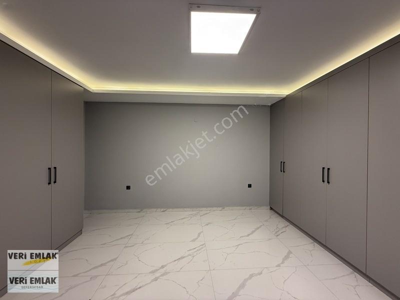 Veri'den Bahçeşehir'de Havuzlu, Köşe Konum 5+1 Satılık Villa! — fotoğraf 28