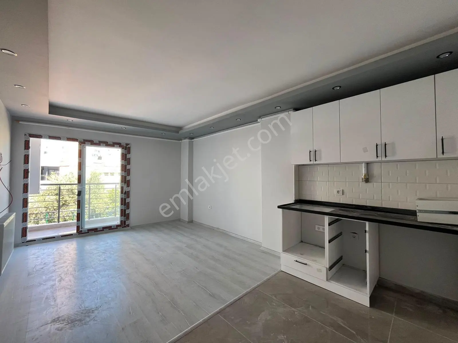 Yenişehir Barbaros Mahallesi'nde Satılık 2+1 Sıfır Daire — fotoğraf 3