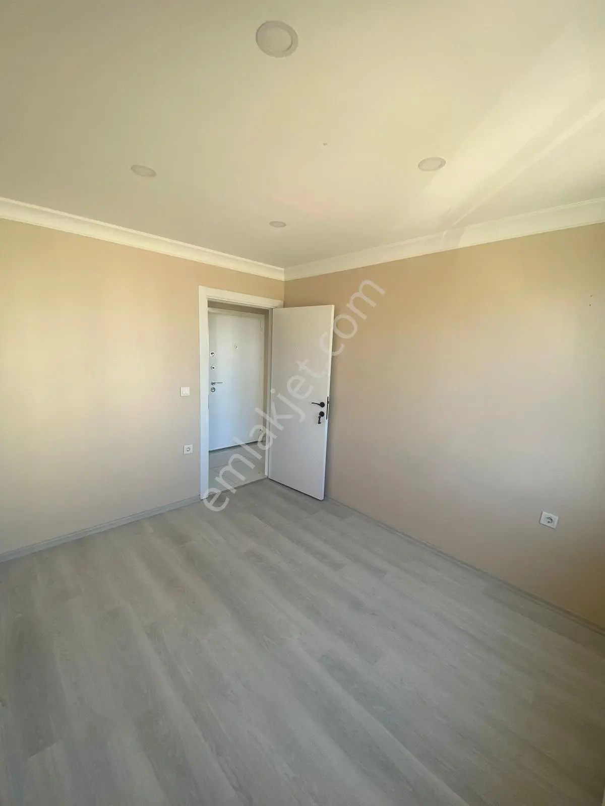 Orhangazide Merkezi Konumda 98 M² Net 3+1 Satılık Fırsat — fotoğraf 20