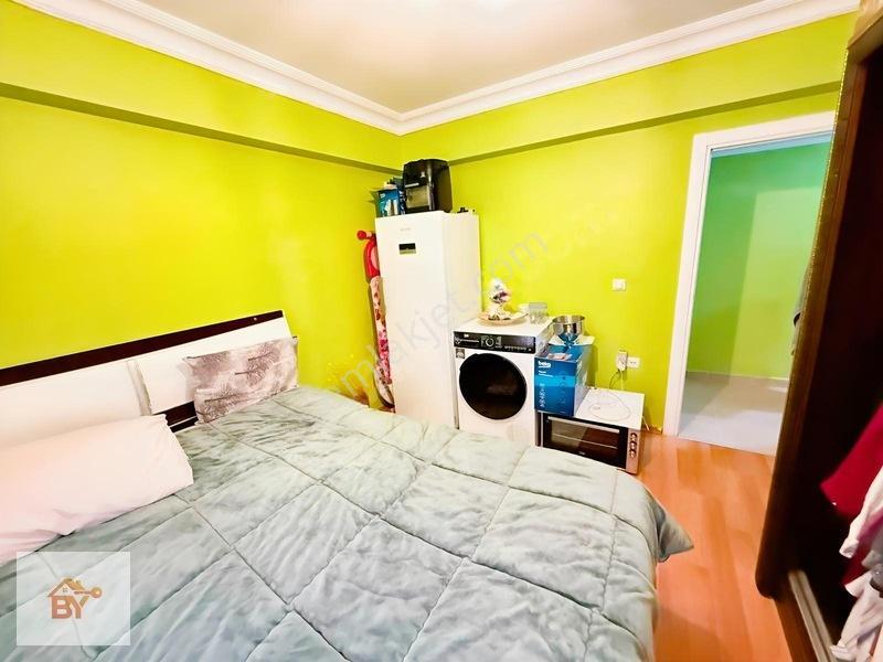 Küçükçekmece Gültepe Mah Satılık 2+1 85m2 Giriş Daire — fotoğraf 10