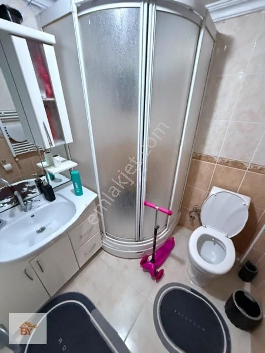 Küçükçekmece Gültepe Mah Satılık 2+1 85m2 Giriş Daire — fotoğraf 12