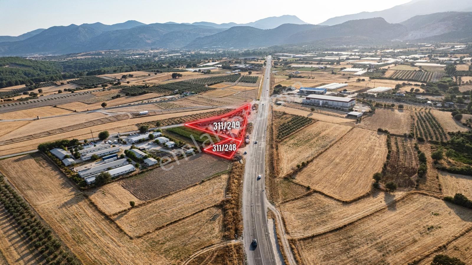 Kaş-fethiye Yoluna Cephe, İki Adet Müstakil Tapulu 4671 M² Arazi — fotoğraf 3