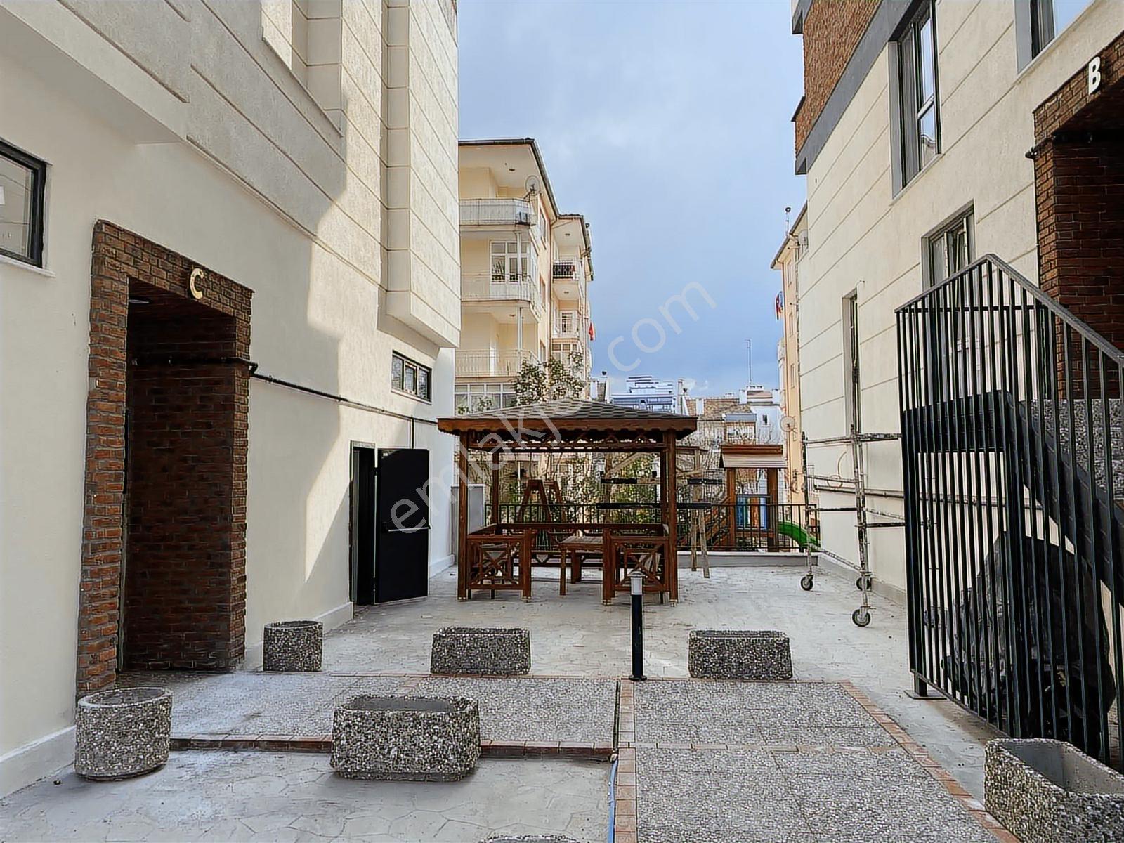 Beşevler Taşkonak Premium Sitesinde Manzaralı Geniş Daire — fotoğraf 15