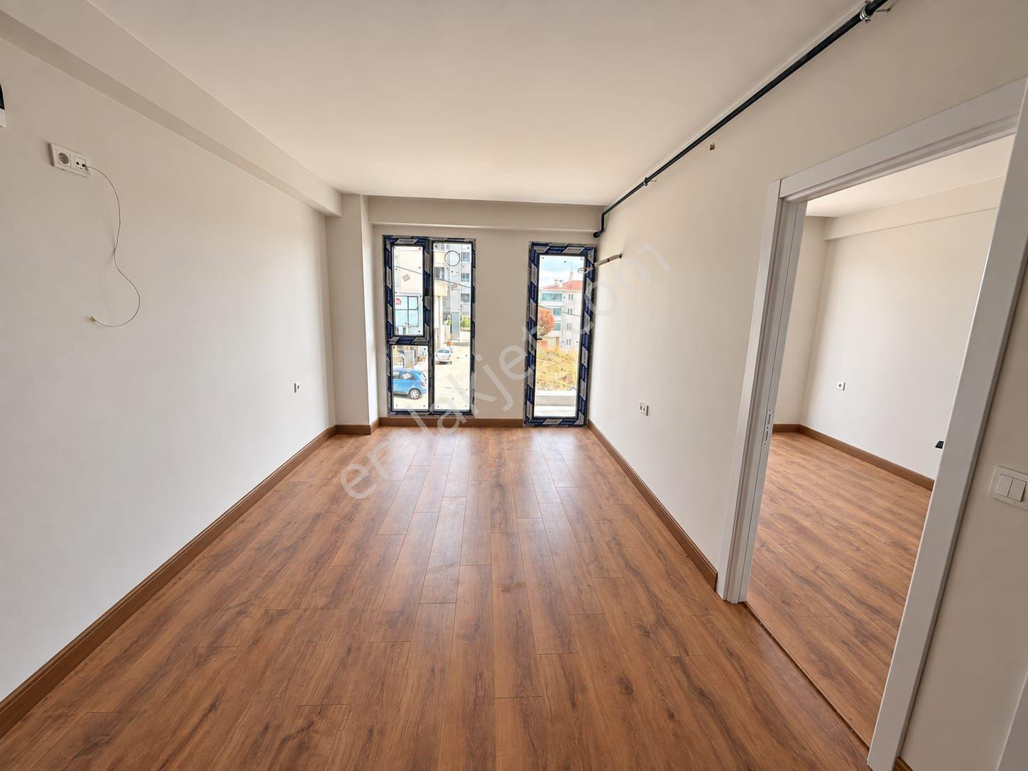 Delux'den Atatürk Mah.'nin Merkezinde Prestijli Projede Lux 1+1 Daire — fotoğraf 6
