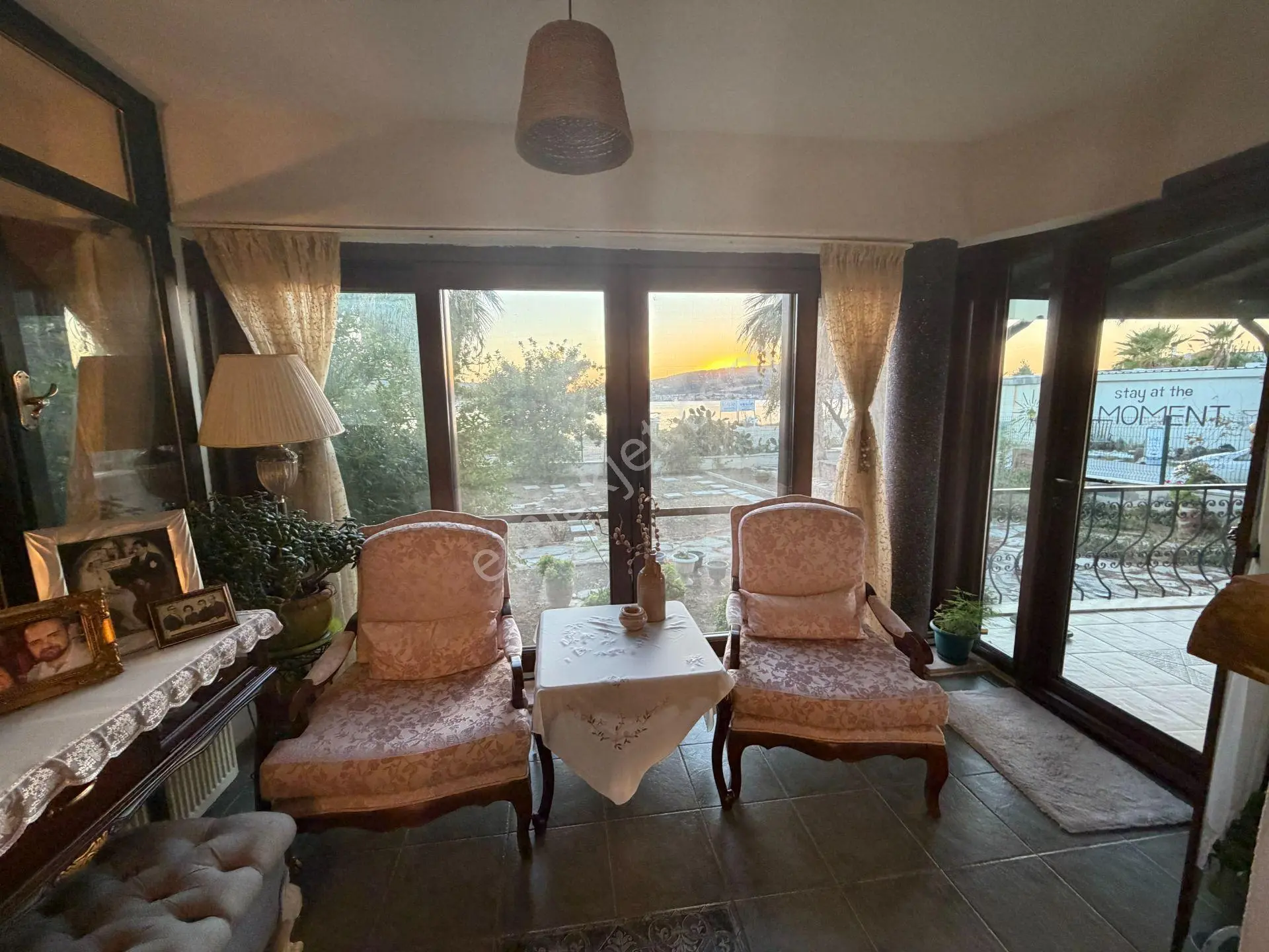 Ayvalık Cunda Da Satılık Villa.denize Sıfır. — fotoğraf 2
