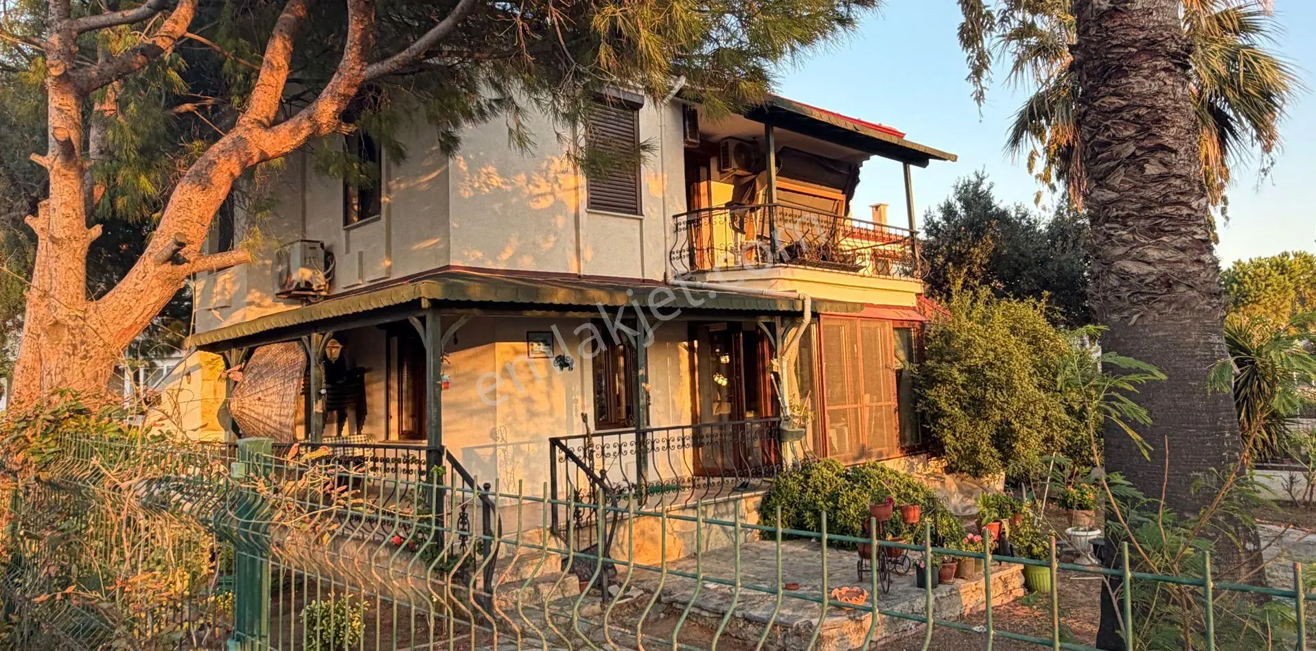Ayvalık Cunda Da Satılık Villa.denize Sıfır. — fotoğraf 3
