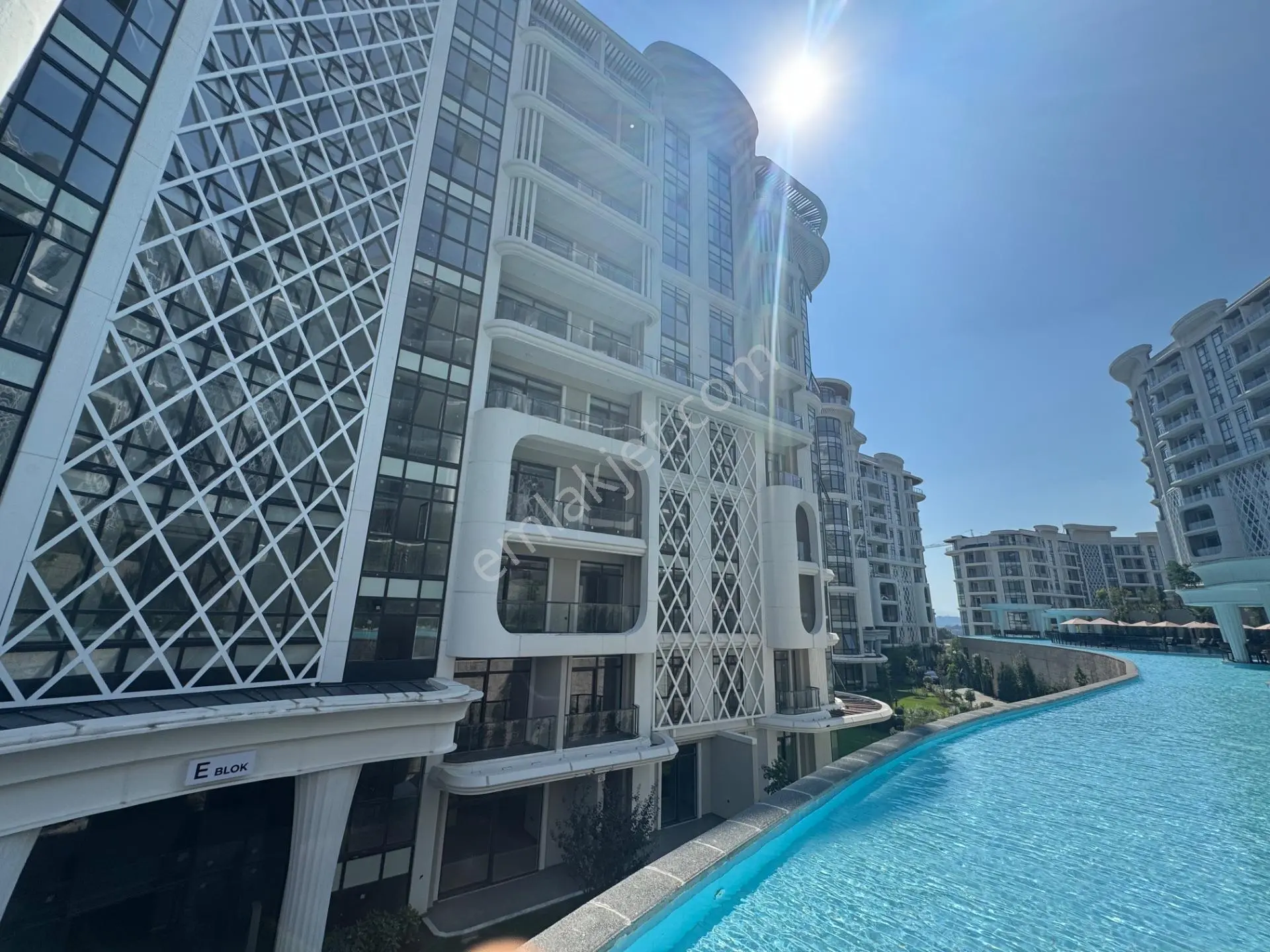 Zeray Dora Hıll / İzmit Çayırköy / 1+1 / Özel Saunalı Daire — fotoğraf 2