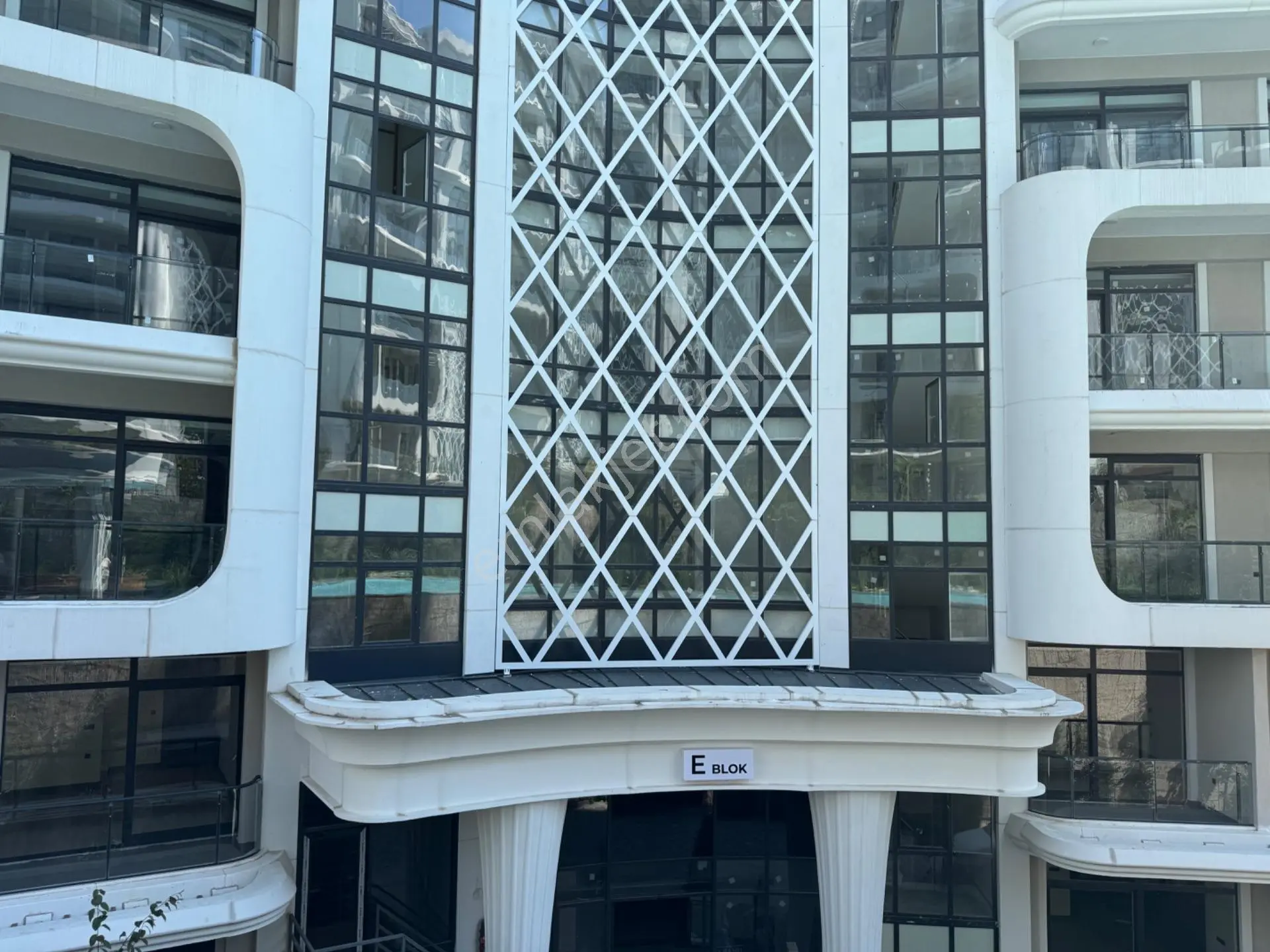 Zeray Dora Hıll / İzmit Çayırköy / 1+1 / Özel Saunalı Daire — fotoğraf 4