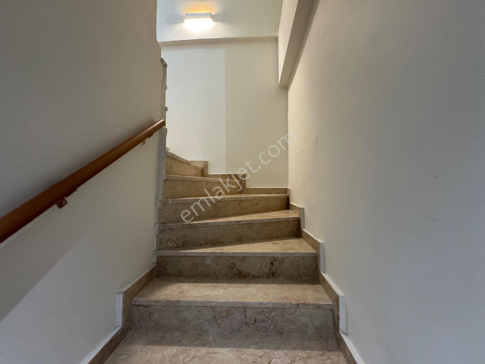 Zeray Dora Hıll / İzmit Çayırköy / 1+1 / Özel Saunalı Daire — fotoğraf 27