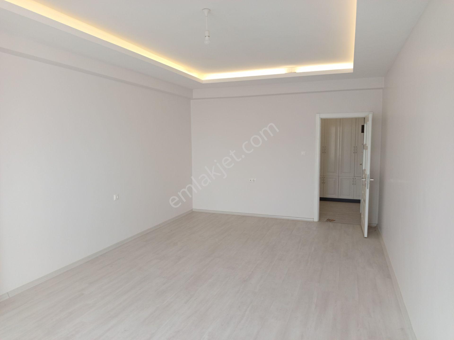 Şükrüpaşa Da Çaykur Bölgesinde Satılık 3+1 Sıfır Lüks Daire — fotoğraf 4
