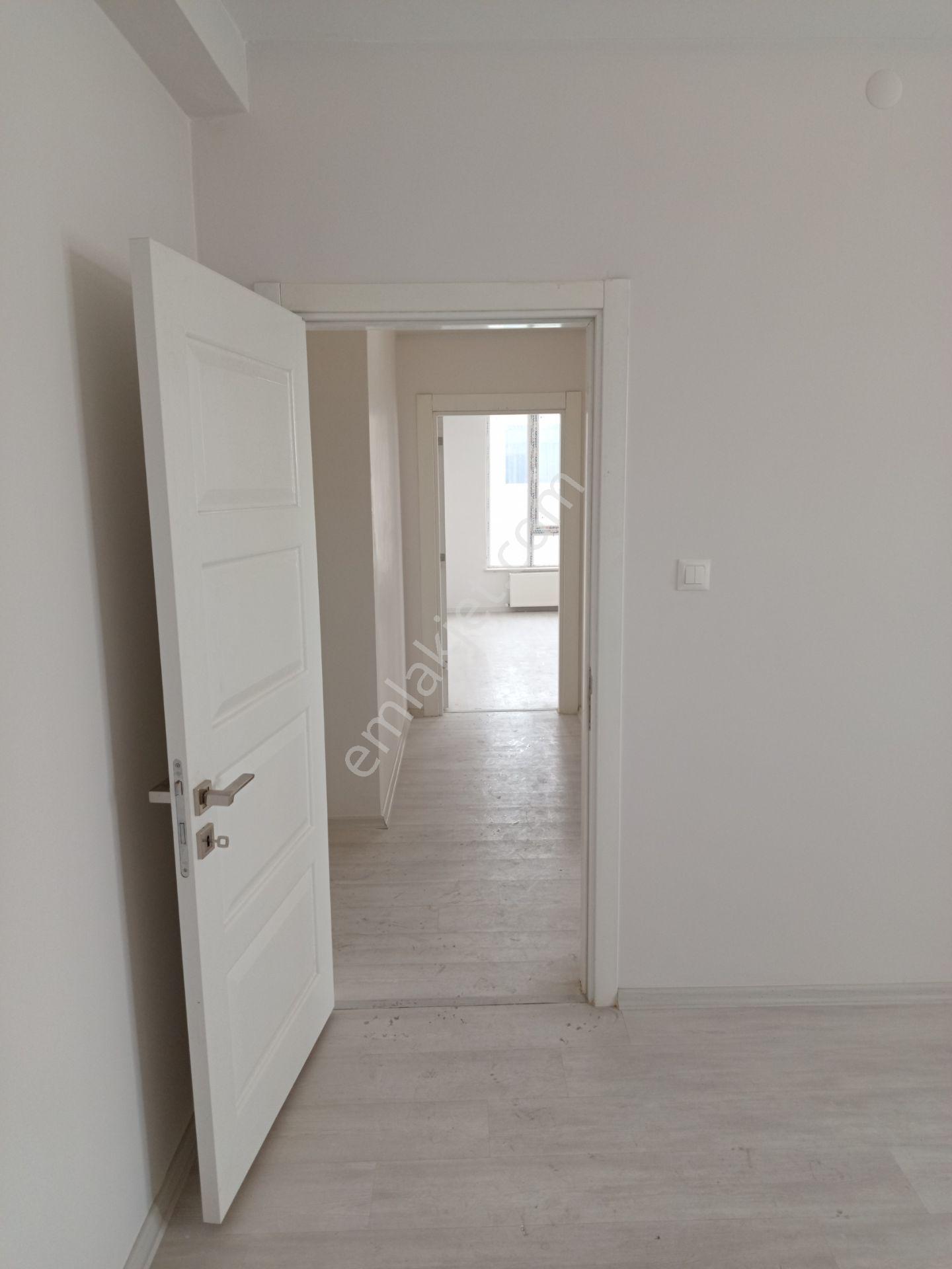 Şükrüpaşa Da Çaykur Bölgesinde Satılık 3+1 Sıfır Lüks Daire — fotoğraf 12