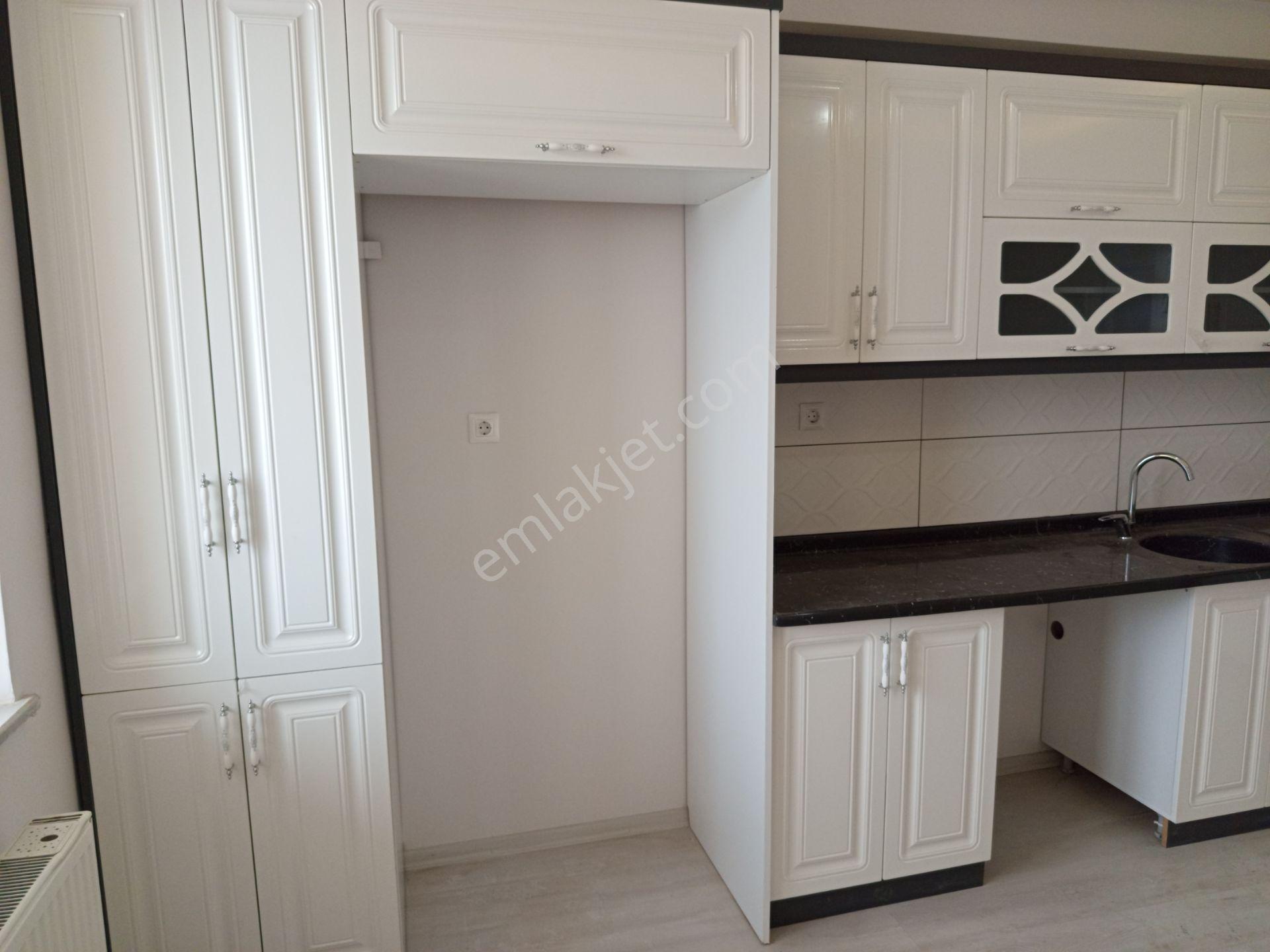 Şükrüpaşa Da Çaykur Bölgesinde Satılık 3+1 Sıfır Lüks Daire — fotoğraf 32