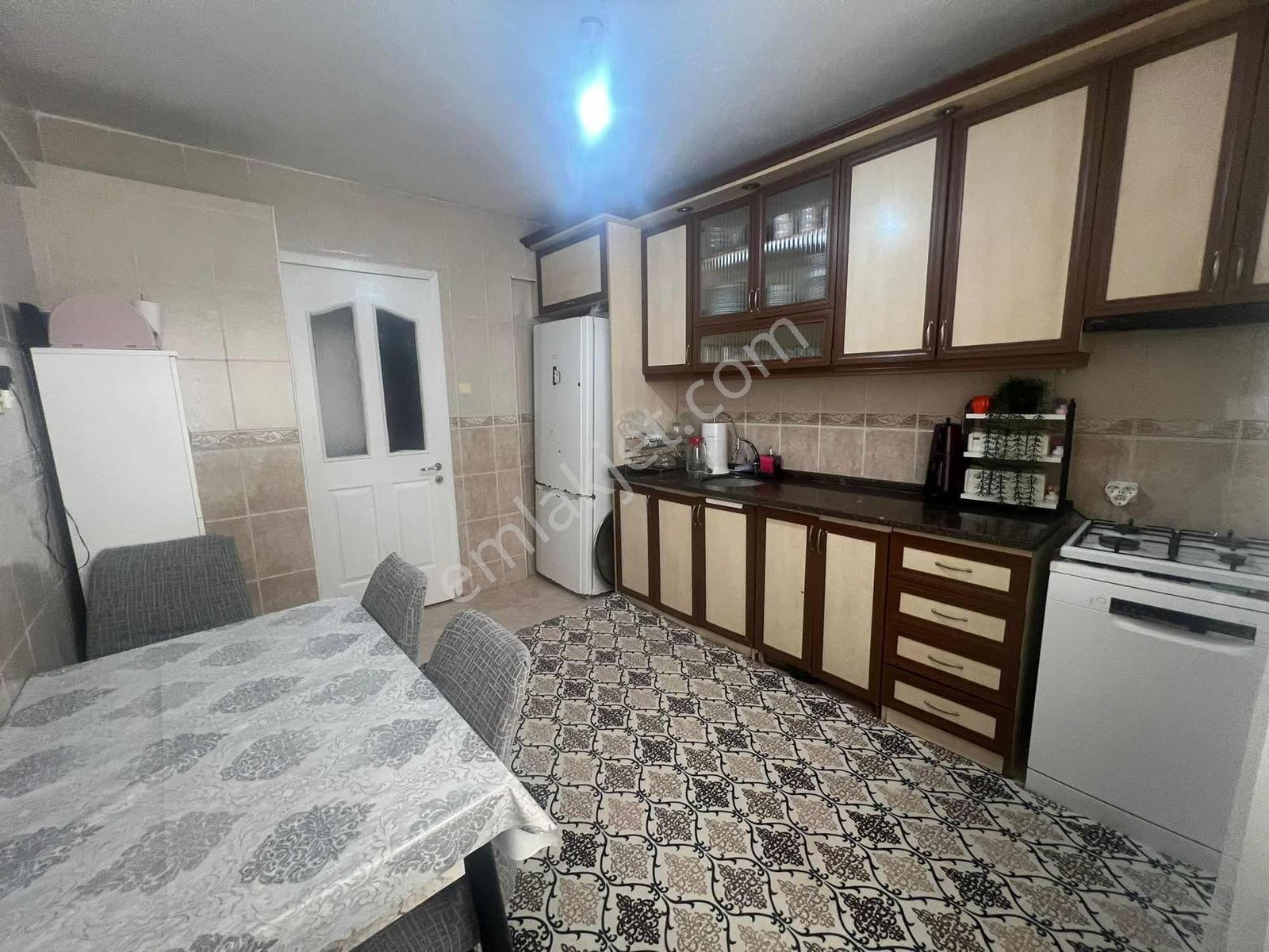 Pasifikten Karabağlar Bozyakada Satılık 5 Katlı Bina — fotoğraf 9