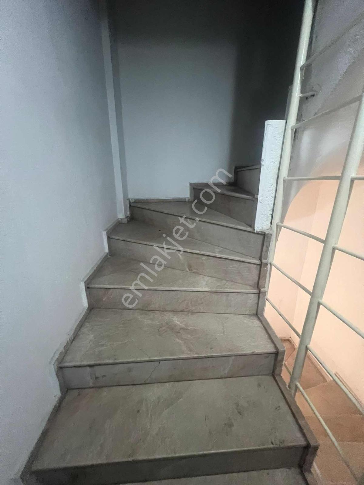 Pasifikten Karabağlar Bozyakada Satılık 5 Katlı Bina — fotoğraf 28