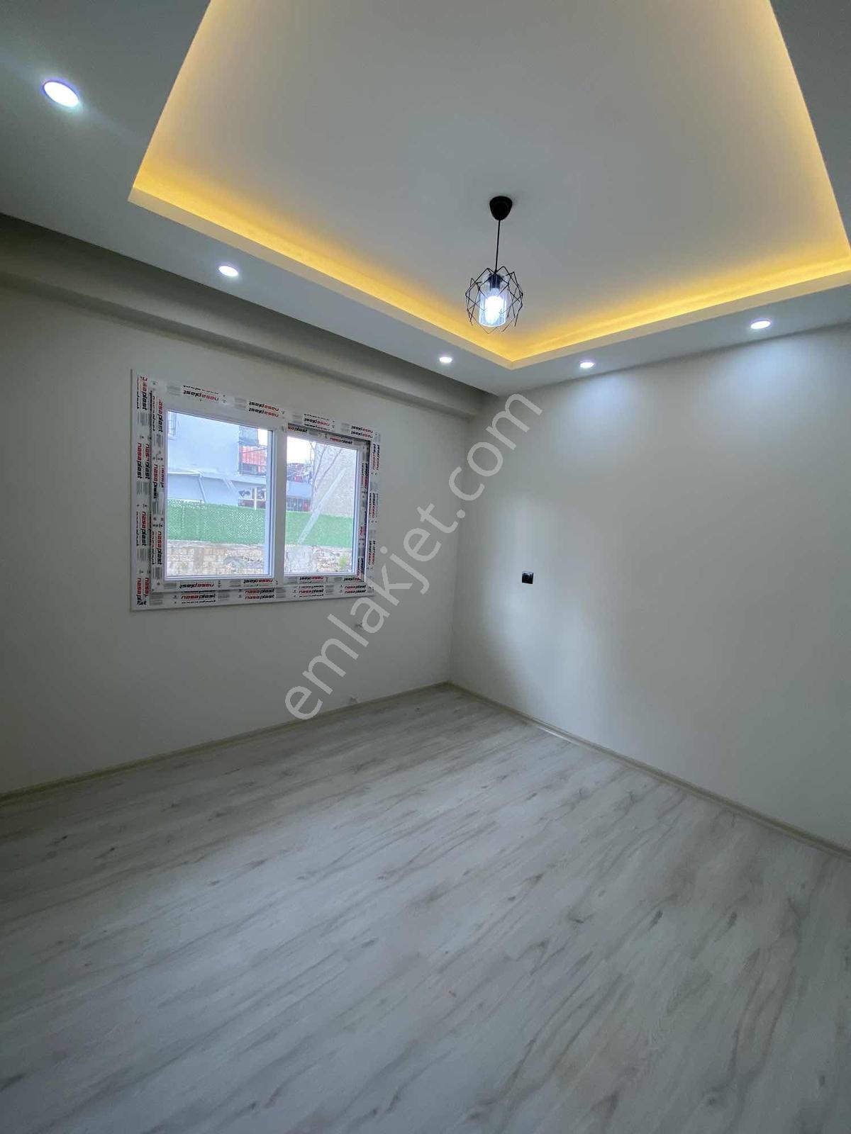 Yılmaz'dan İncirlik Yenımahalle'de Satılık 2+1 Gırış Kat E5yakın — fotoğraf 8