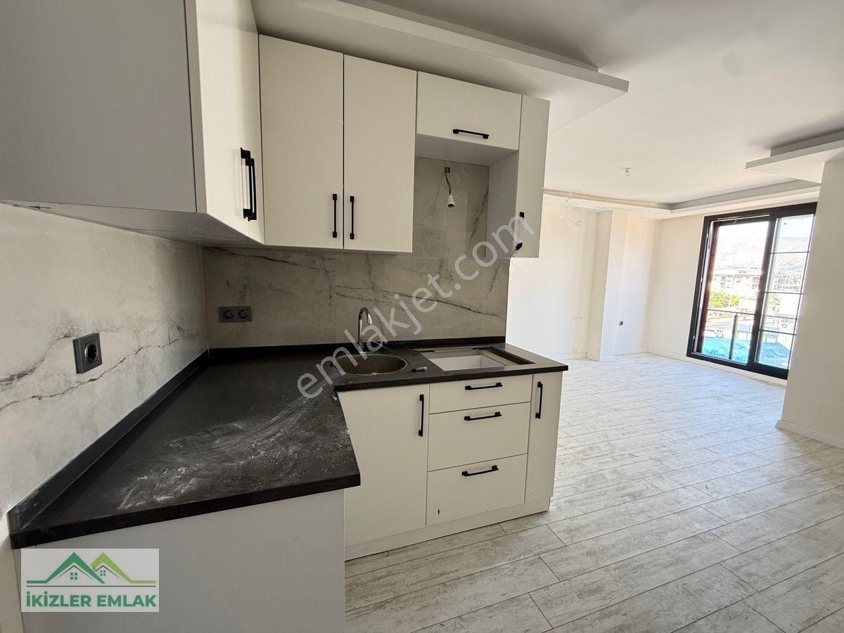 Seferihisar Doğanbey’de Satılık 1 + 1 Deniz Tarafında Satılık Daire — fotoğraf 6