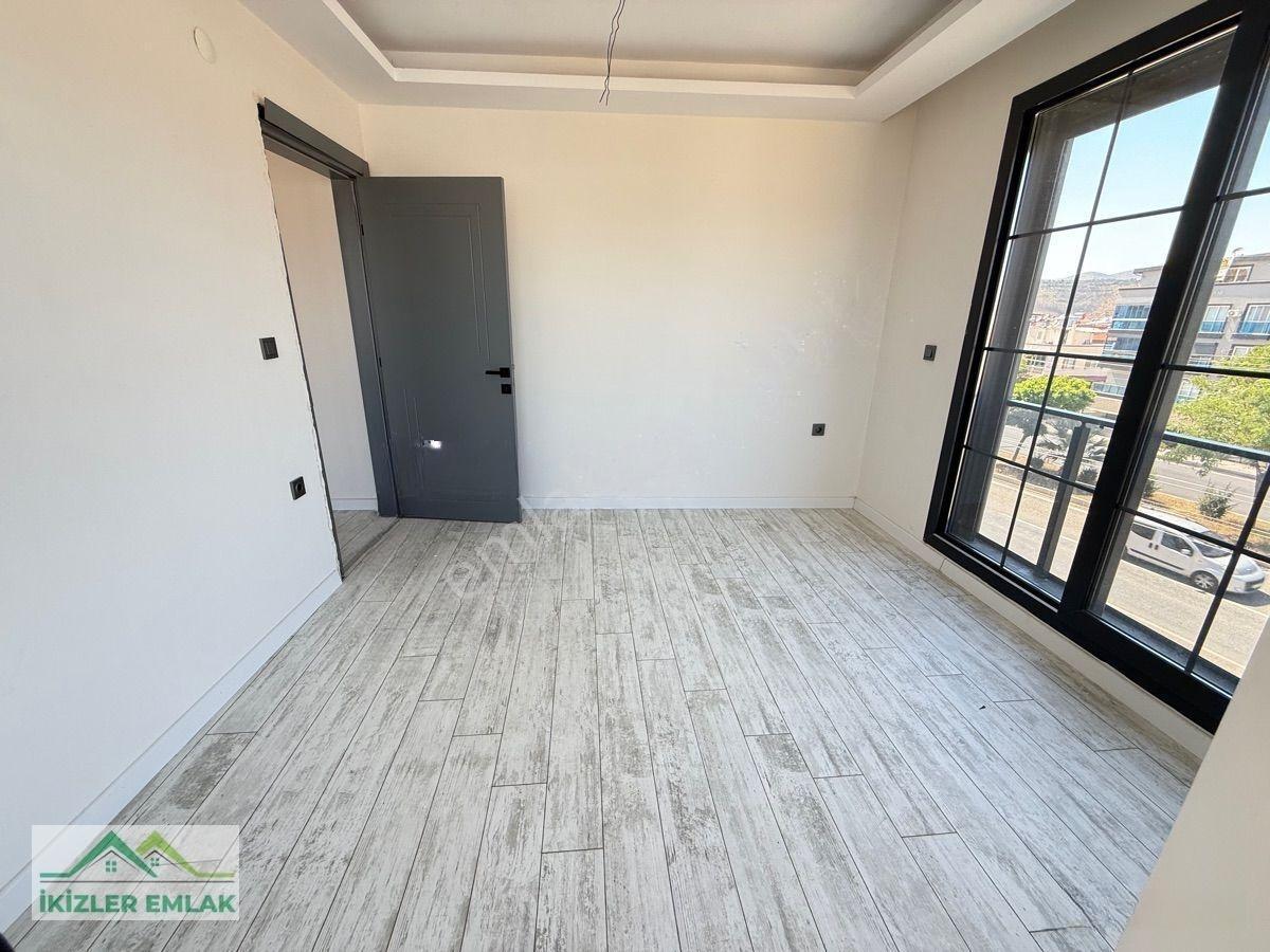 Seferihisar Doğanbey’de Satılık 1 + 1 Deniz Tarafında Satılık Daire — fotoğraf 16