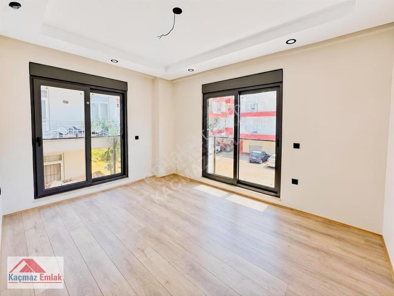 Manavgat Kavaklı'da Satılık 2+1 / Asansörlü / Tapu Masrafı Yok — fotoğraf 3