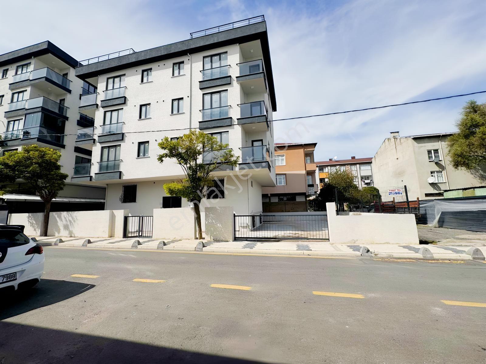 Sancaktepe Atatürk Mahallesinde Açık Otoparklı Olan 2+1 Daire