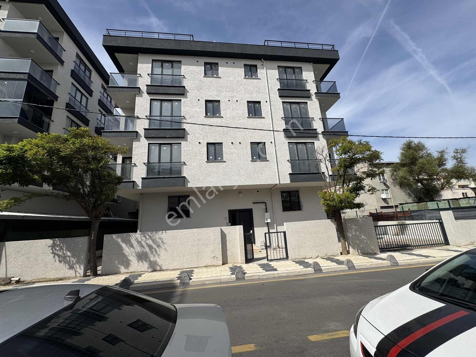 Sancaktepe Atatürk Mahallesinde Açık Otoparklı Olan 2+1 Daire — fotoğraf 29