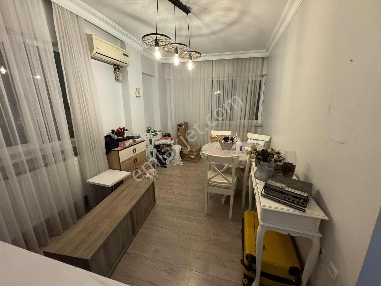 Çekmeköy Mimarsınan Vuralkent Sitesi Satılık 2+1 Boş Daire!!!! — fotoğraf 3