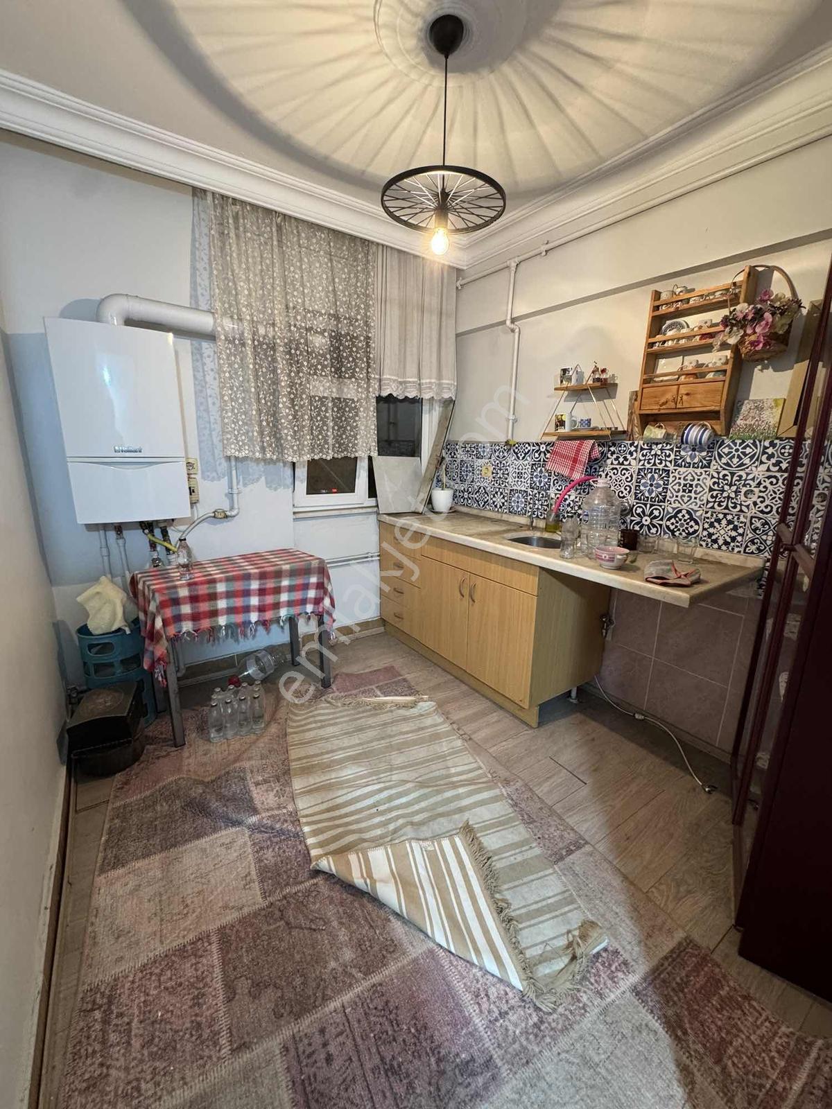 Çekmeköy Mimarsınan Vuralkent Sitesi Satılık 2+1 Boş Daire!!!! — fotoğraf 11