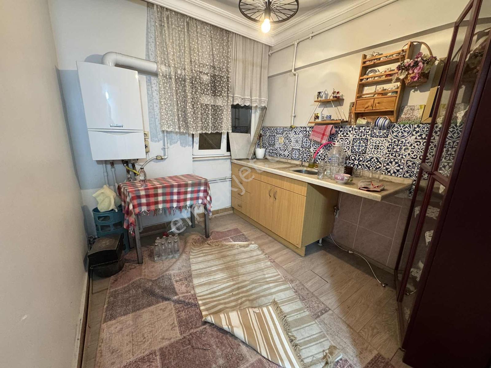 Çekmeköy Mimarsınan Vuralkent Sitesi Satılık 2+1 Boş Daire!!!! — fotoğraf 13