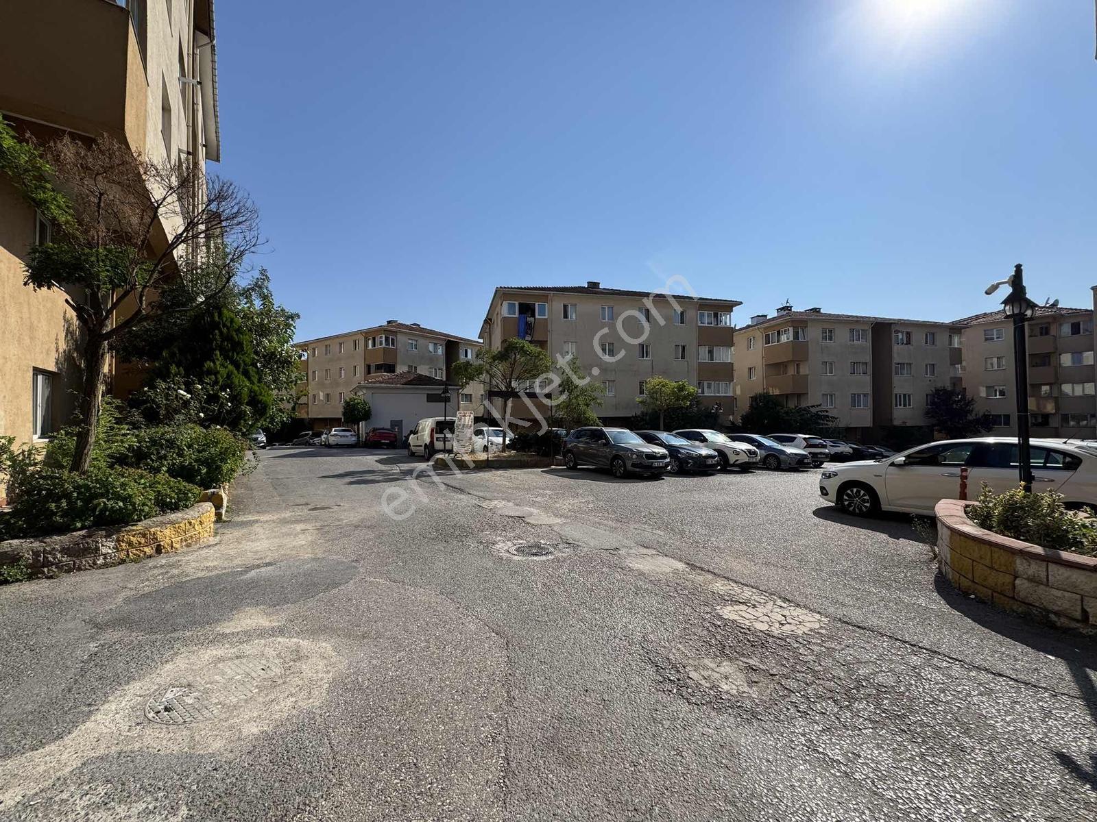 Çekmeköy Mimarsınan Vuralkent Sitesi Satılık 2+1 Boş Daire!!!! — fotoğraf 29