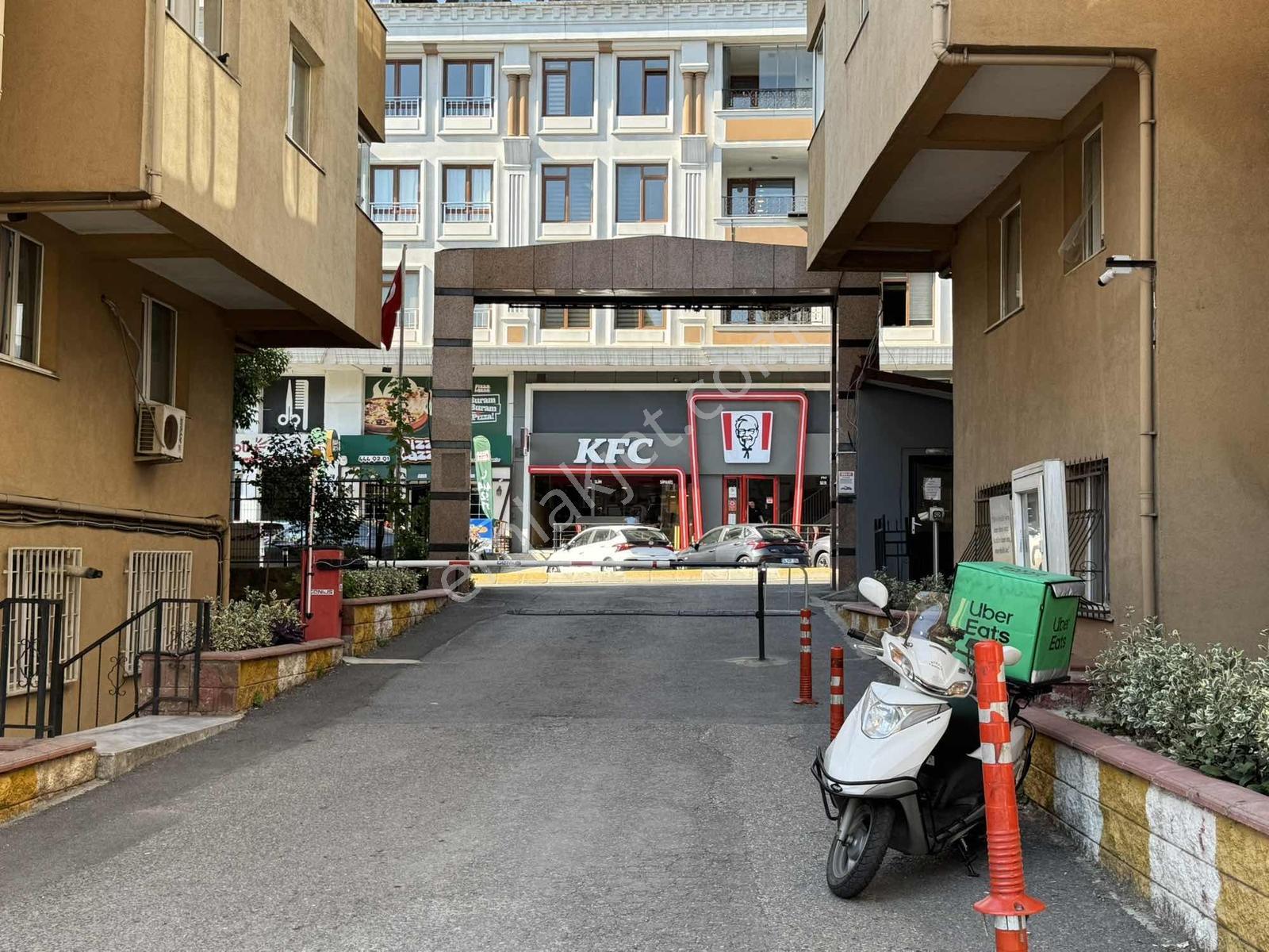 Çekmeköy Mimarsınan Vuralkent Sitesi Satılık 2+1 Boş Daire!!!! — fotoğraf 31