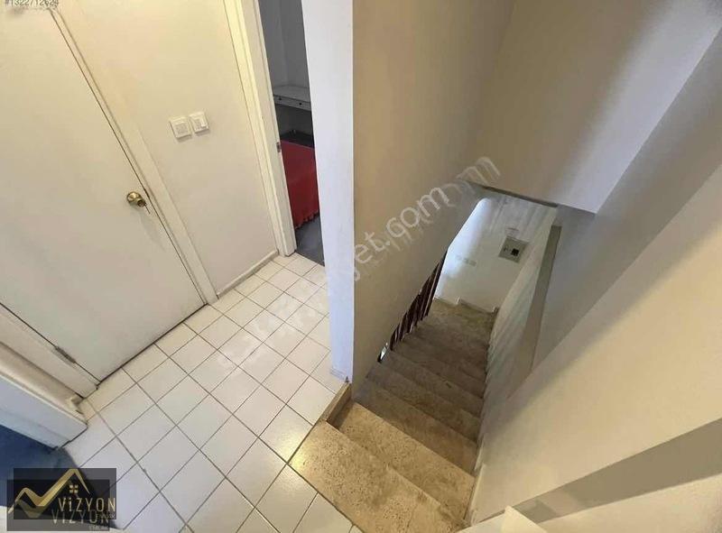 Vizyon Emlak'tan Krediye Uygun Site İçerisinde Havuzlu Villa — fotoğraf 24