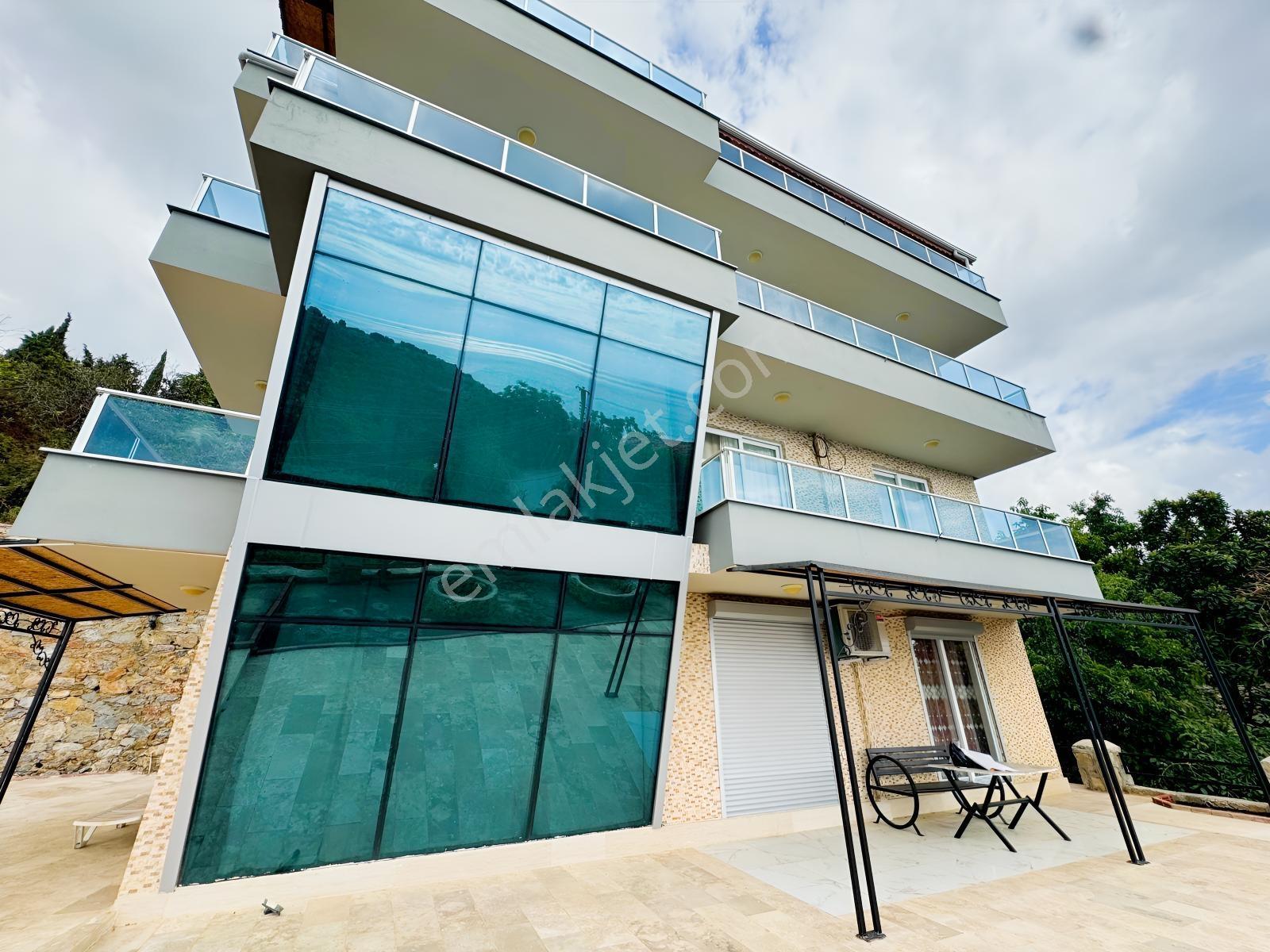 Turpa'dan Alanya'da Hacımehmetli'de 6+2 470m2 Havuzlu Villa !!! — fotoğraf 4