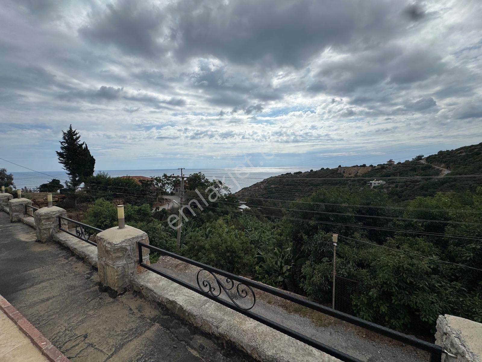 Turpa'dan Alanya'da Hacımehmetli'de 6+2 470m2 Havuzlu Villa !!! — fotoğraf 18