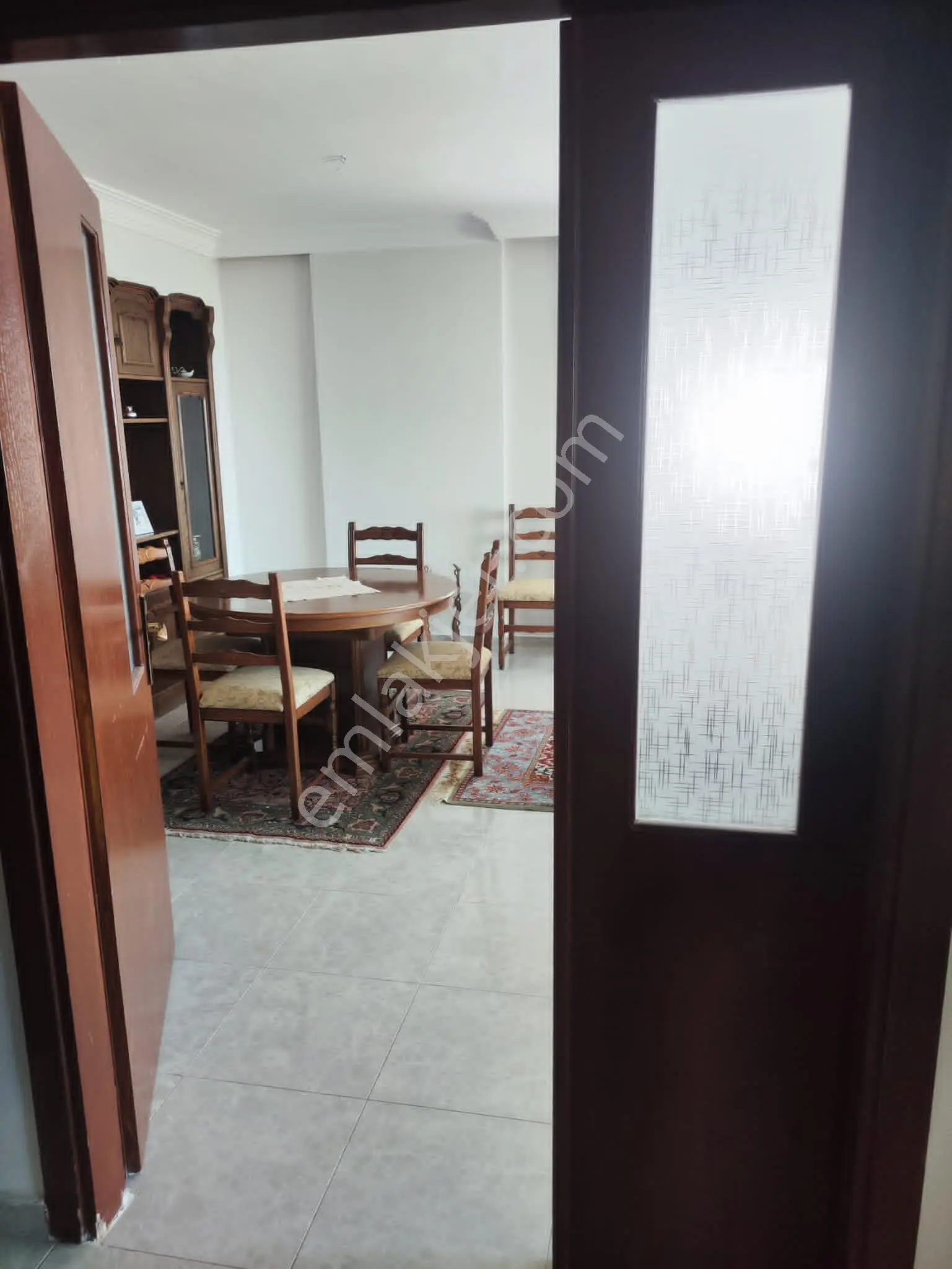 3+1 Göl Manzaralı Güzelyalı 220m2 Herkat Tek Daire 4cephe G.enerji Dgaz 2banyo 4balkon 5-10yaş. — fotoğraf 9