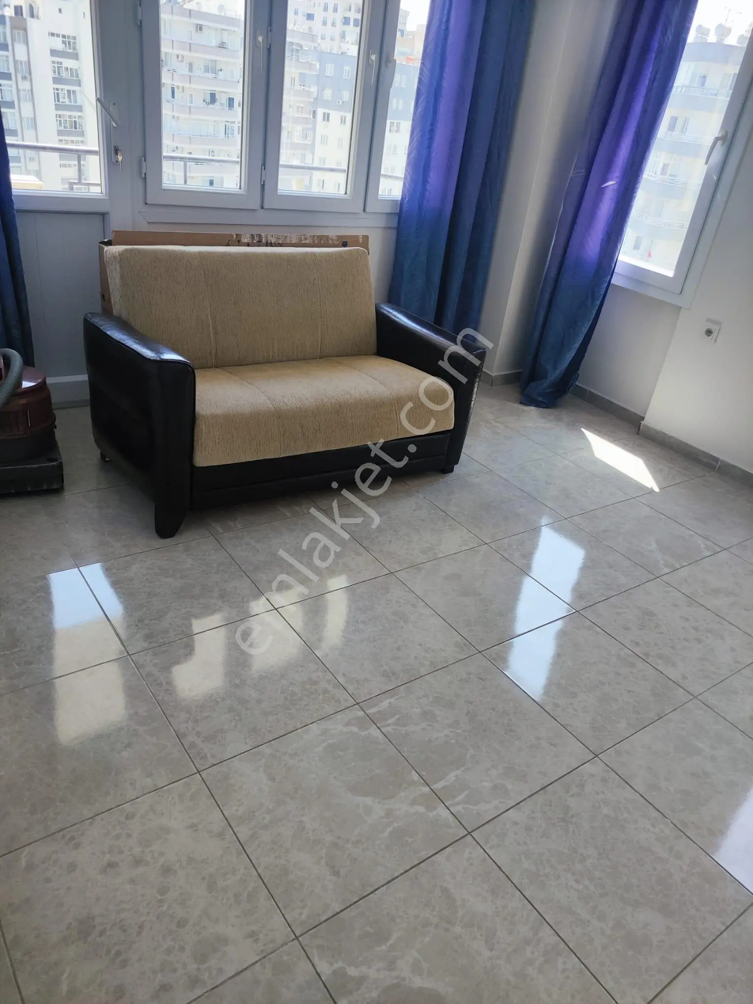 3+1 Göl Manzaralı Güzelyalı 220m2 Herkat Tek Daire 4cephe G.enerji Dgaz 2banyo 4balkon 5-10yaş. — fotoğraf 15