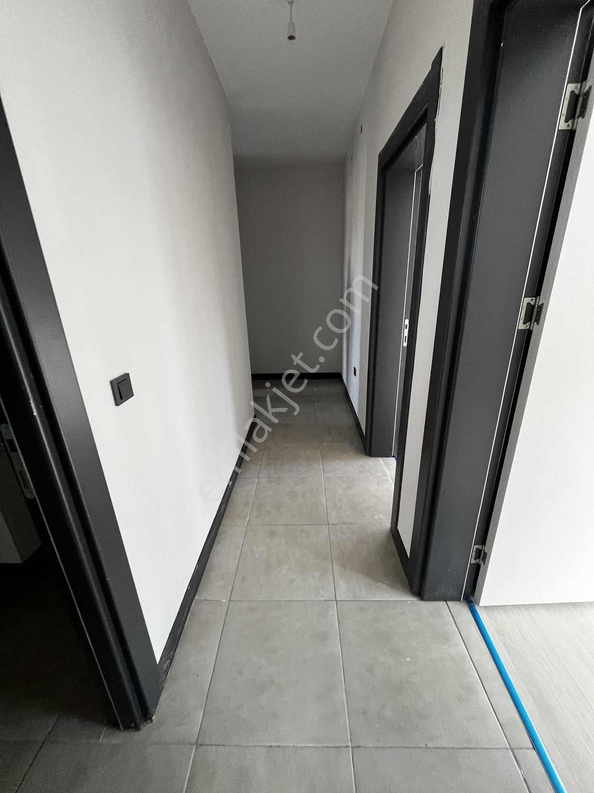 Kayaşehir 25.bölgede Satılık 3+1 Daire Boş Oturuma Hazır — fotoğraf 8