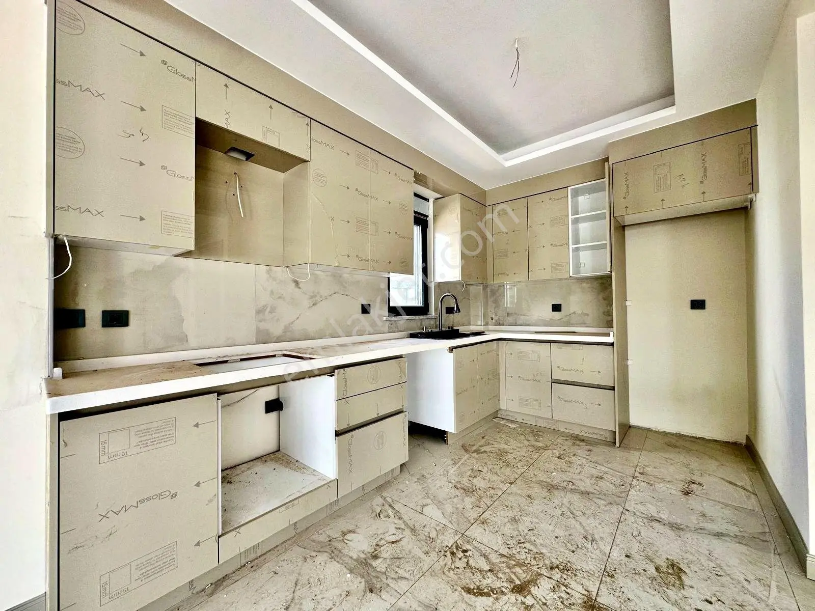 ⫸best Emlaktan⫷akçay'da Denize Yakın Kazdağları Manzaralı Sıfır Havuzlu Yerden Isıtma 3+1 Lüx Villa — fotoğraf 2