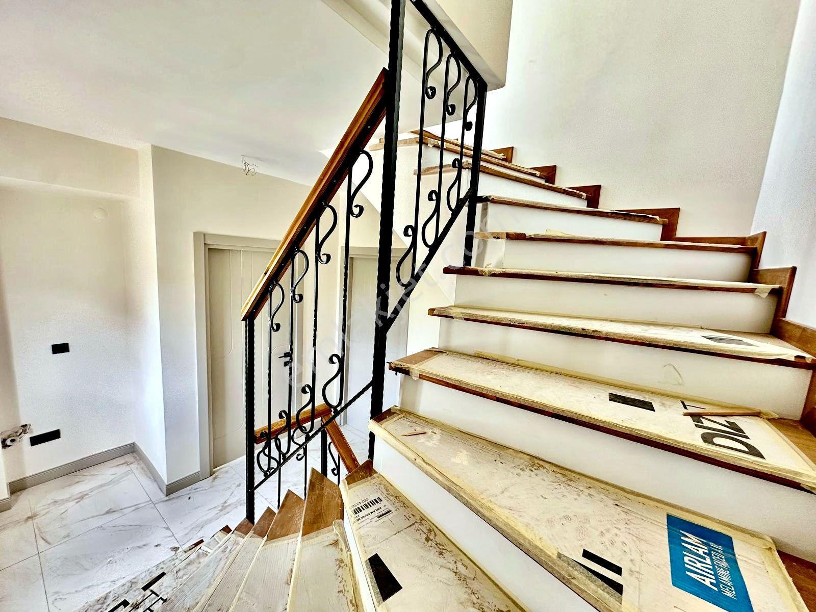 ⫸best Emlaktan⫷akçay'da Denize Yakın Kazdağları Manzaralı Sıfır Havuzlu Yerden Isıtma 3+1 Lüx Villa — fotoğraf 12