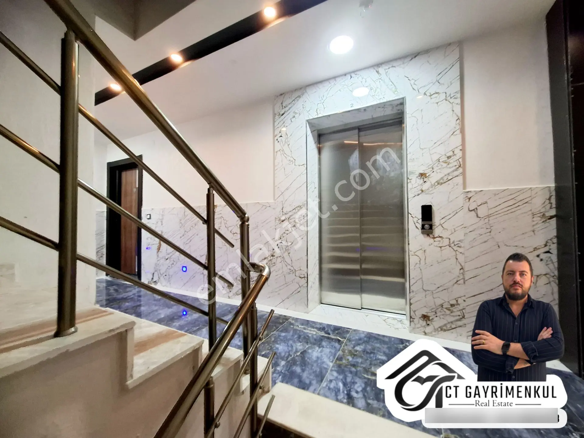 Didim'de Satılık 2+1 Site İçerisinde Havuz Manzaralı Sıfır Ön Cephe Asansörlü Daire ! — fotoğraf 15