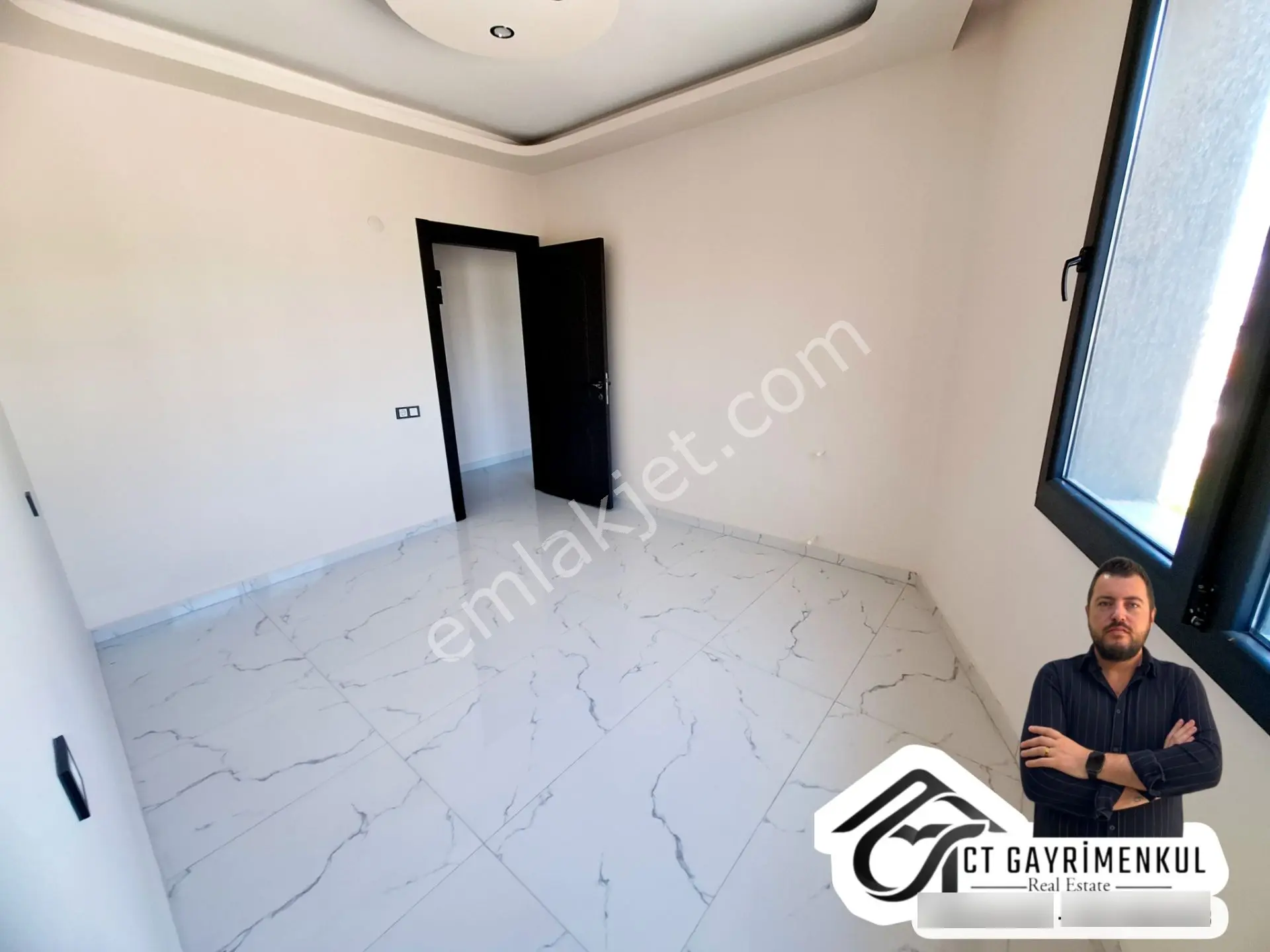 Didim'de Satılık 2+1 Site İçerisinde Havuz Manzaralı Sıfır Ön Cephe Asansörlü Daire ! — fotoğraf 24
