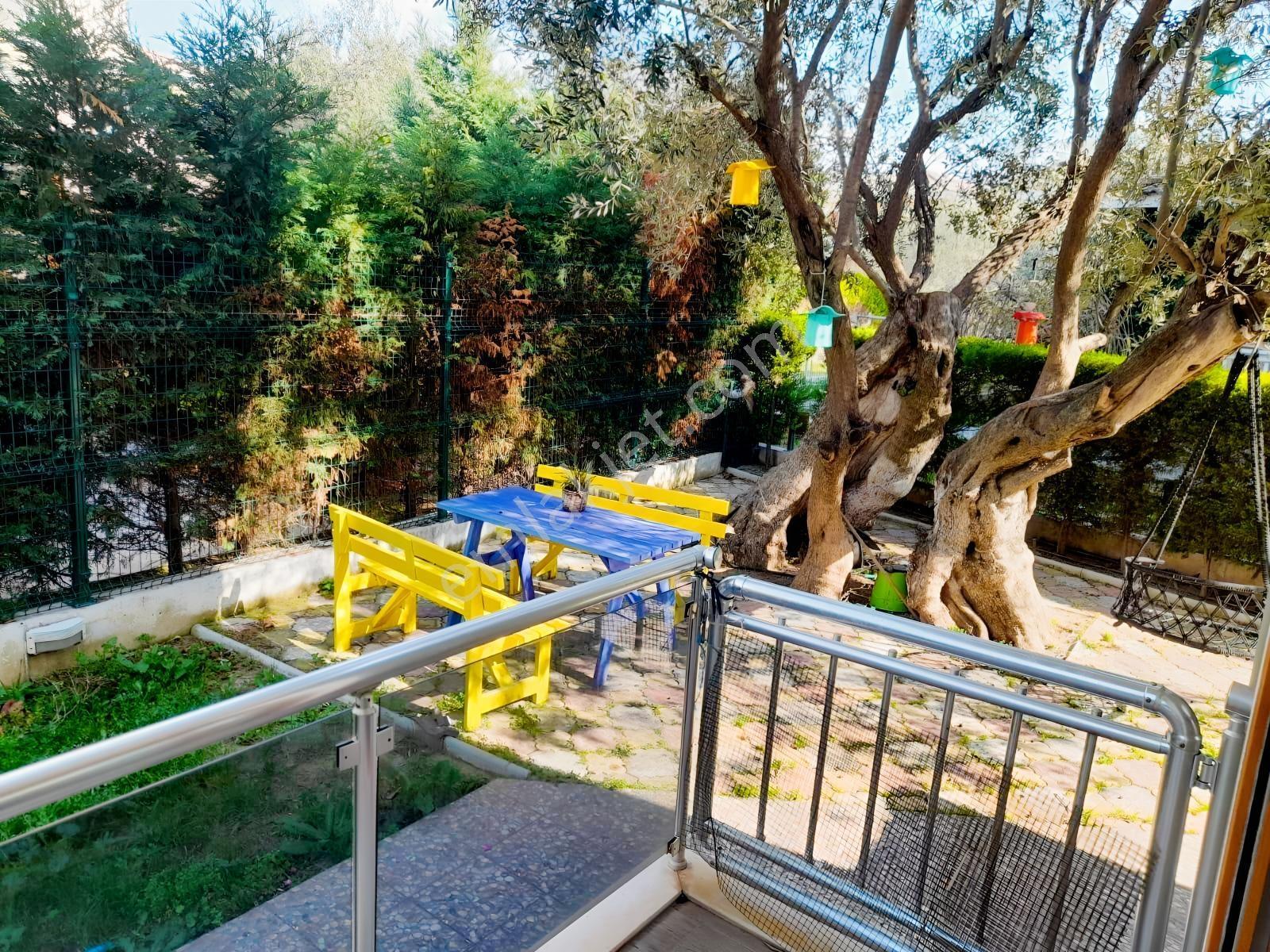 Ayvalık Çamlık Laka'da Havuzlu Sitede Dubleks Müstakil Villa — fotoğraf 13