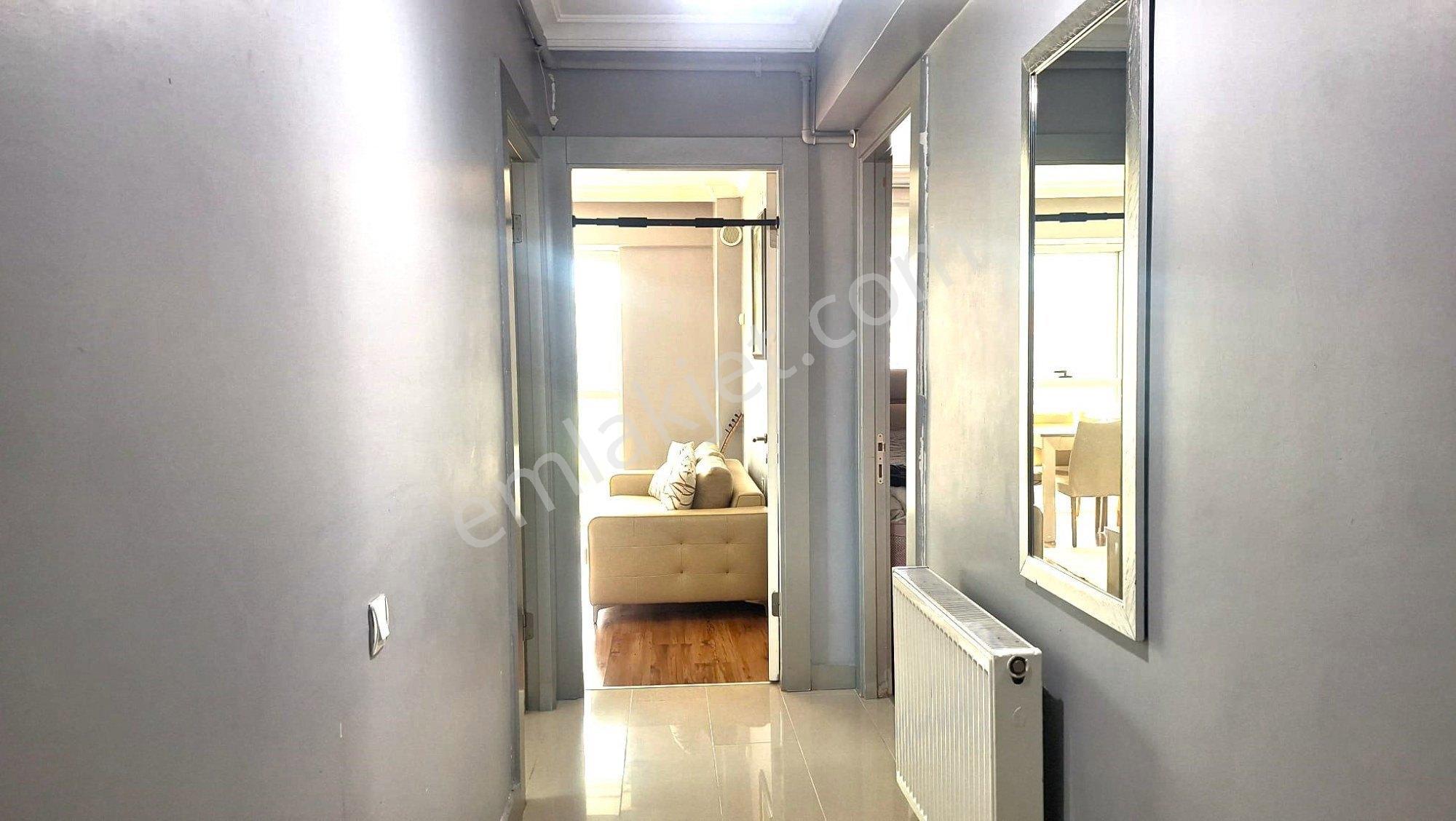 Buca Yıldız Metro Durağı Yanında Site İçi Satılık 2+1 Daire — fotoğraf 16