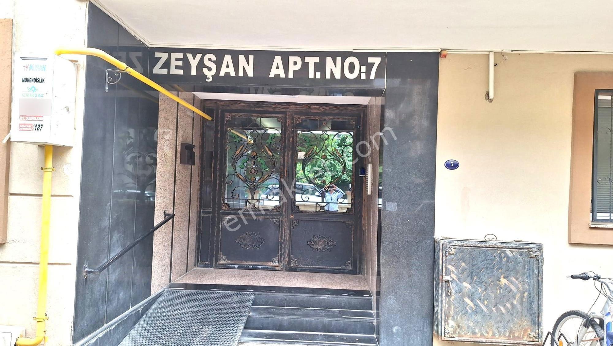 Buca Yıldız Metro Durağı Yanında Site İçi Satılık 2+1 Daire — fotoğraf 17